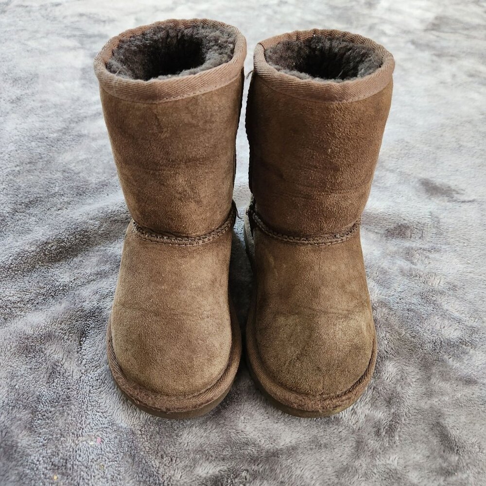 Ugg Winter Boots for kid size 8